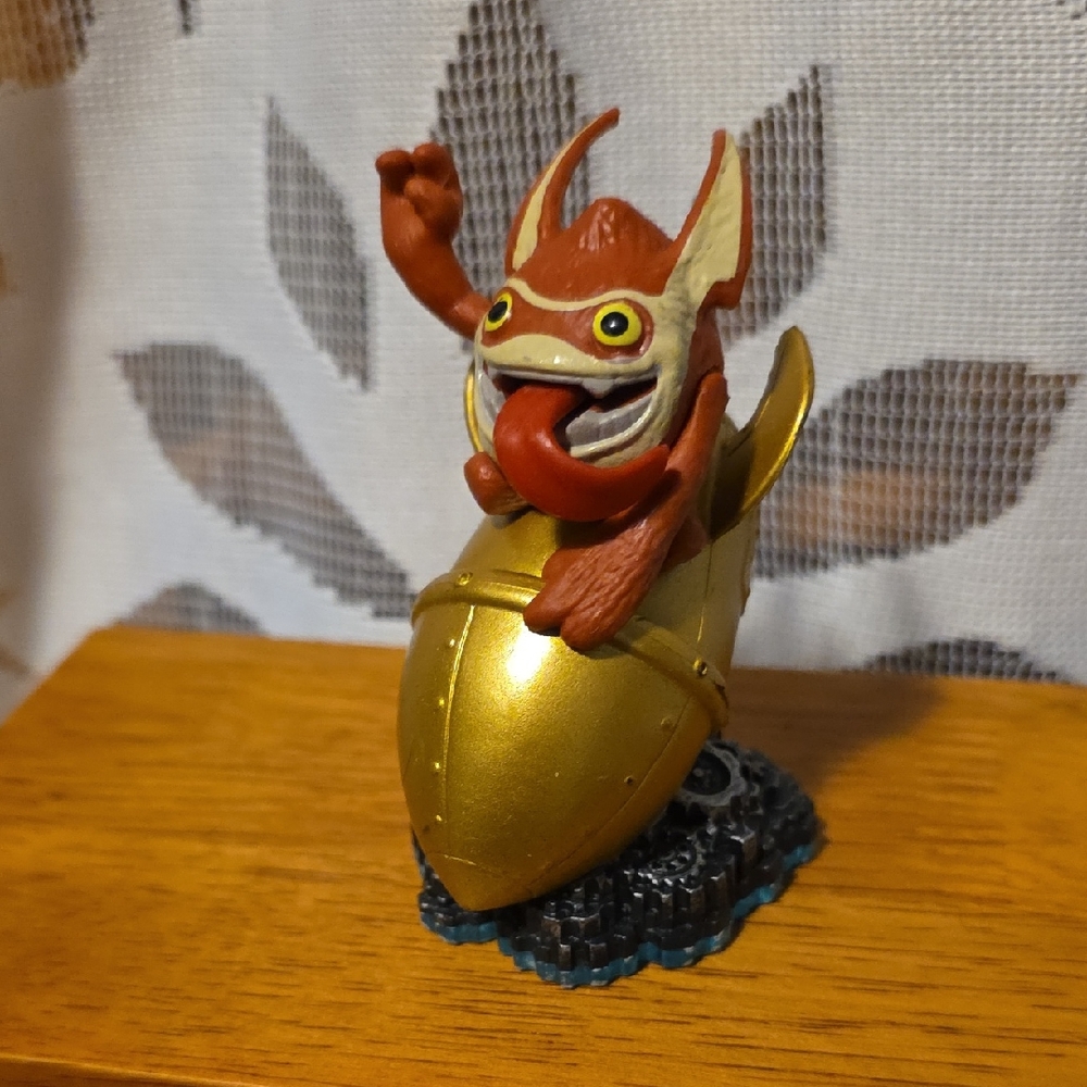 Big Bang Trigger Happy Figure  Skylanders Swap Force Video Game Series.